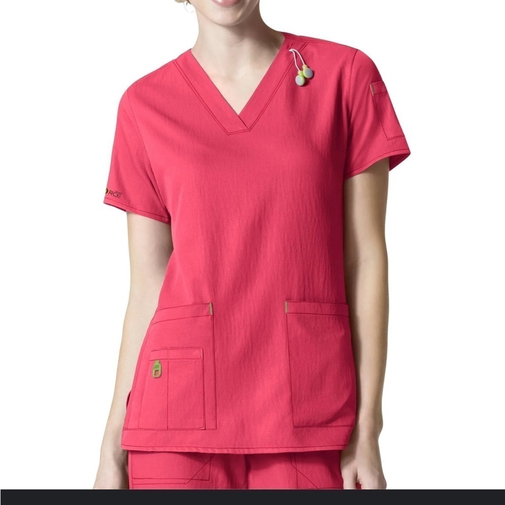 🛍Bundle sale🛍Carhartt Pink scrub top Short Sleeve large - Picture 1 of 12